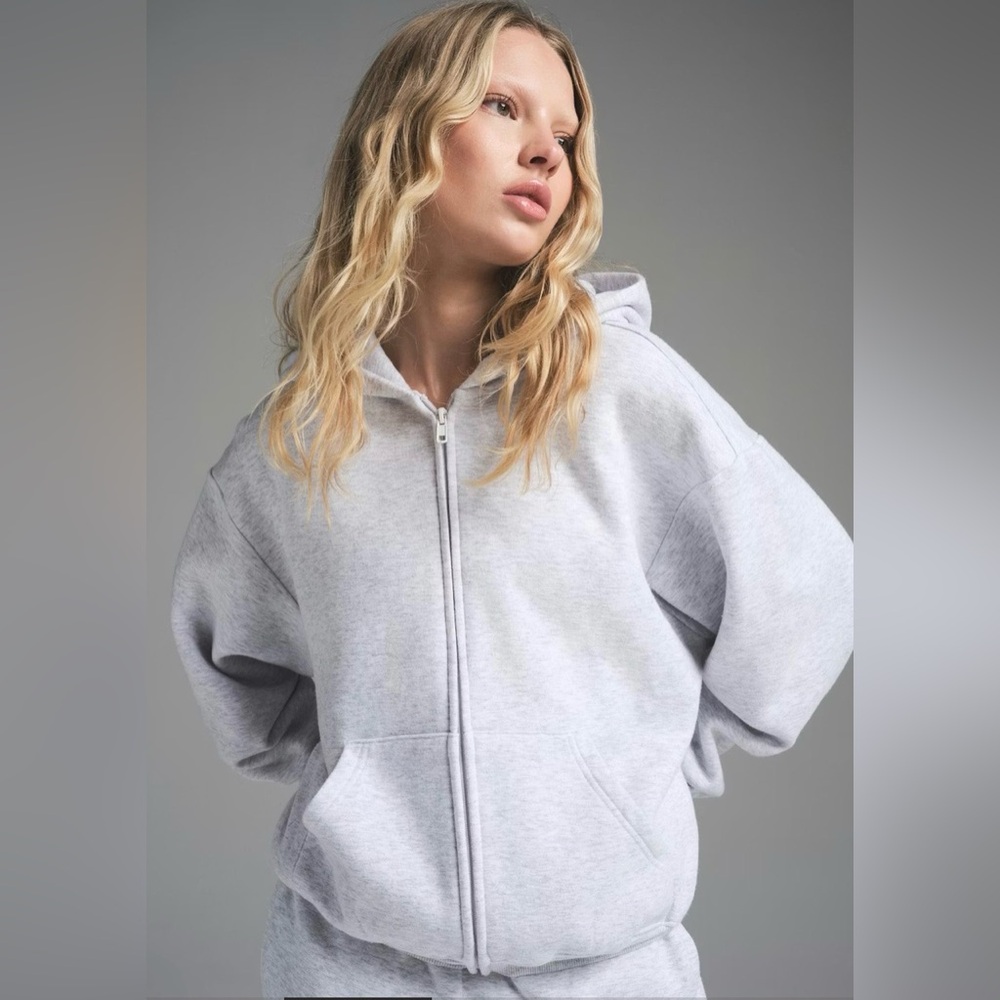 Skims Classic Gray Zip-Up Hoodie